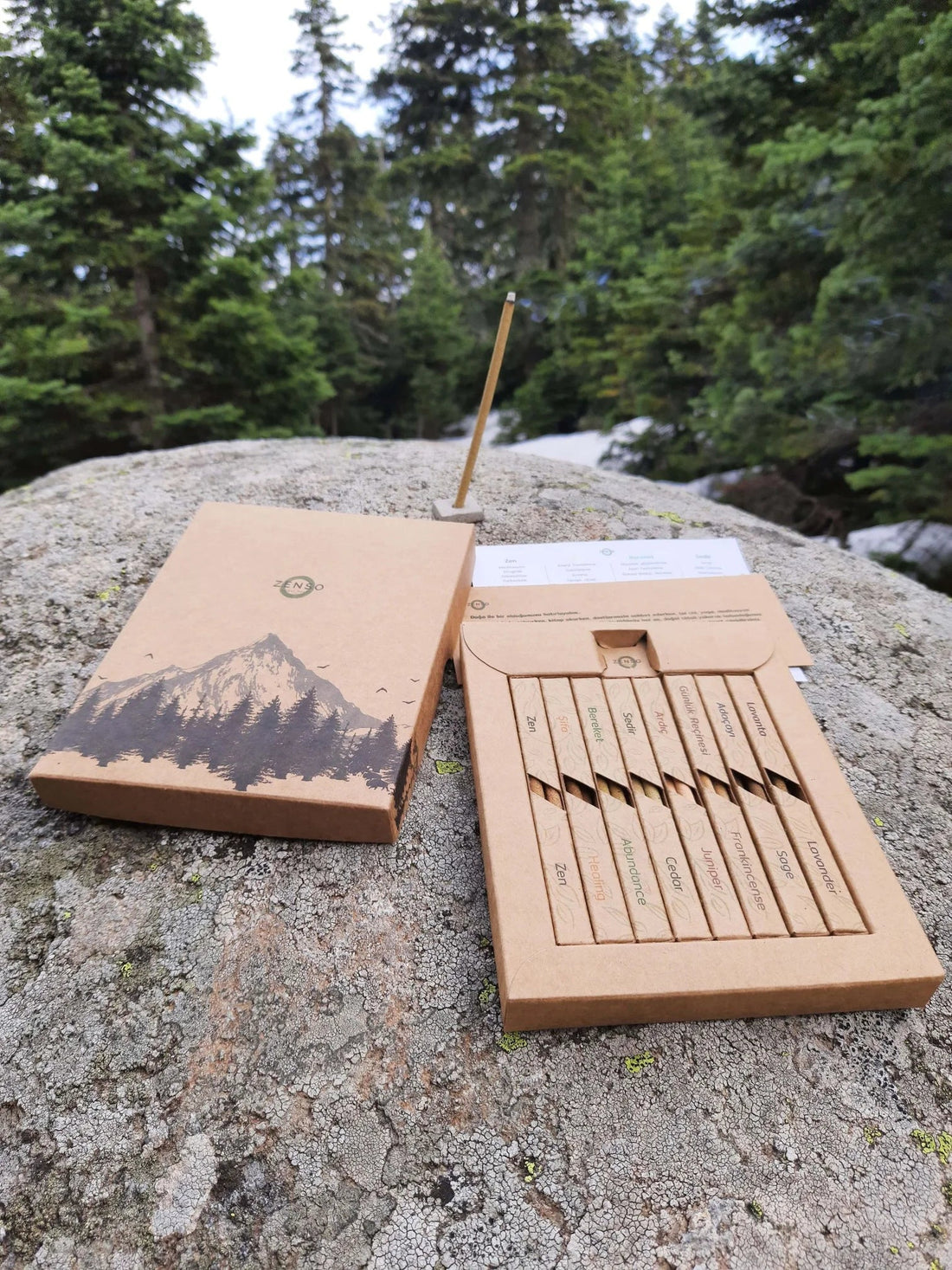Natural Incense vs Synthetic Incense: What's the Difference?